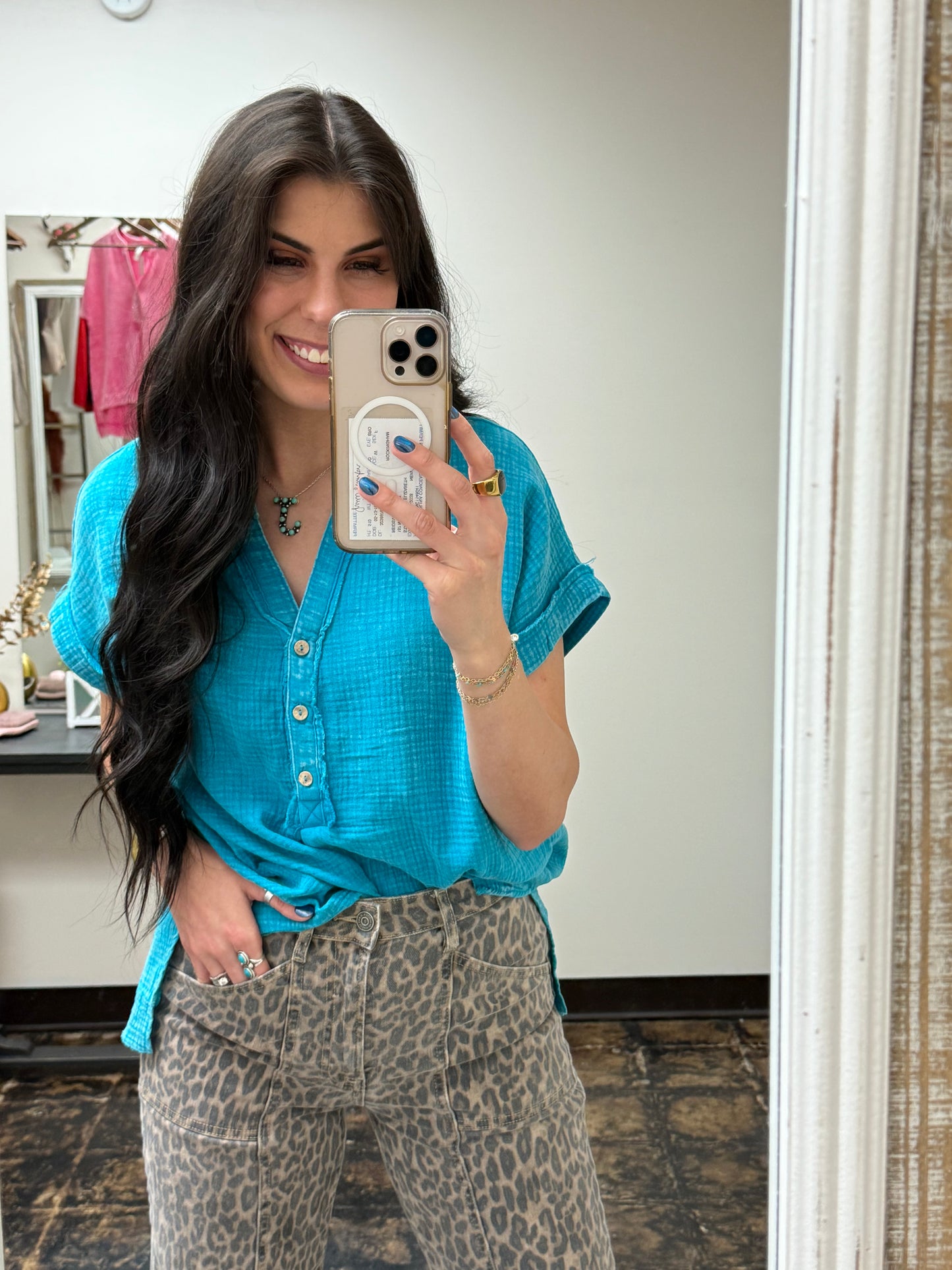 FINAL SALE - The Alenna Henley Top - Lt Teal