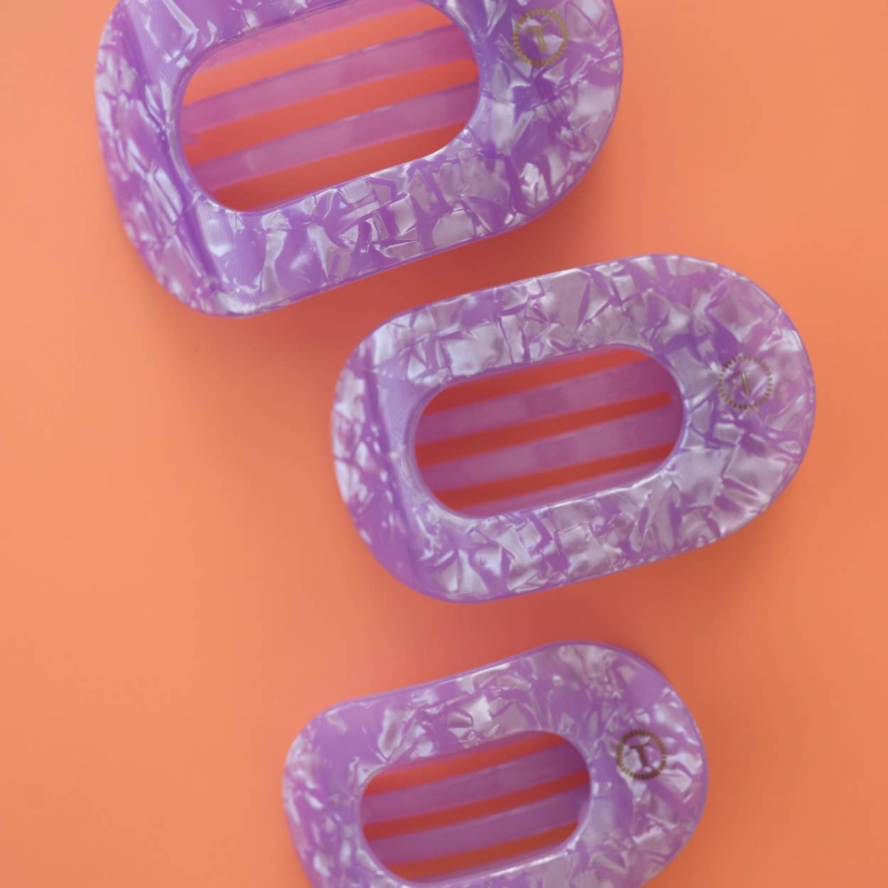 TELETIES - Medium Flat Round Clip - Lavender Mist