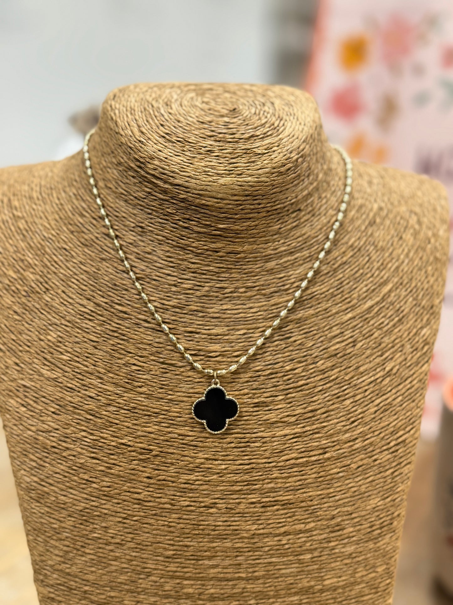 The Kia Necklace - Gold/Black