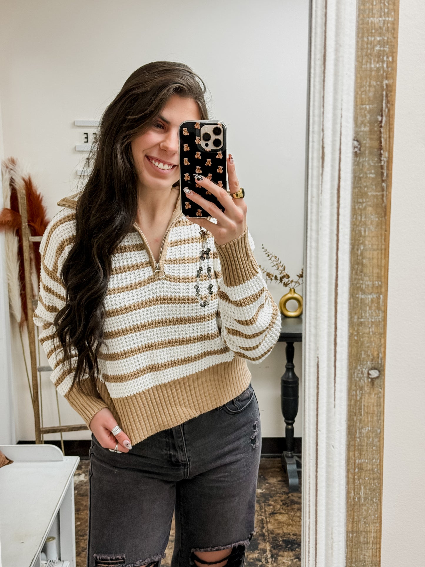 Simply Southern - Iris Sweater - Latte - 2025