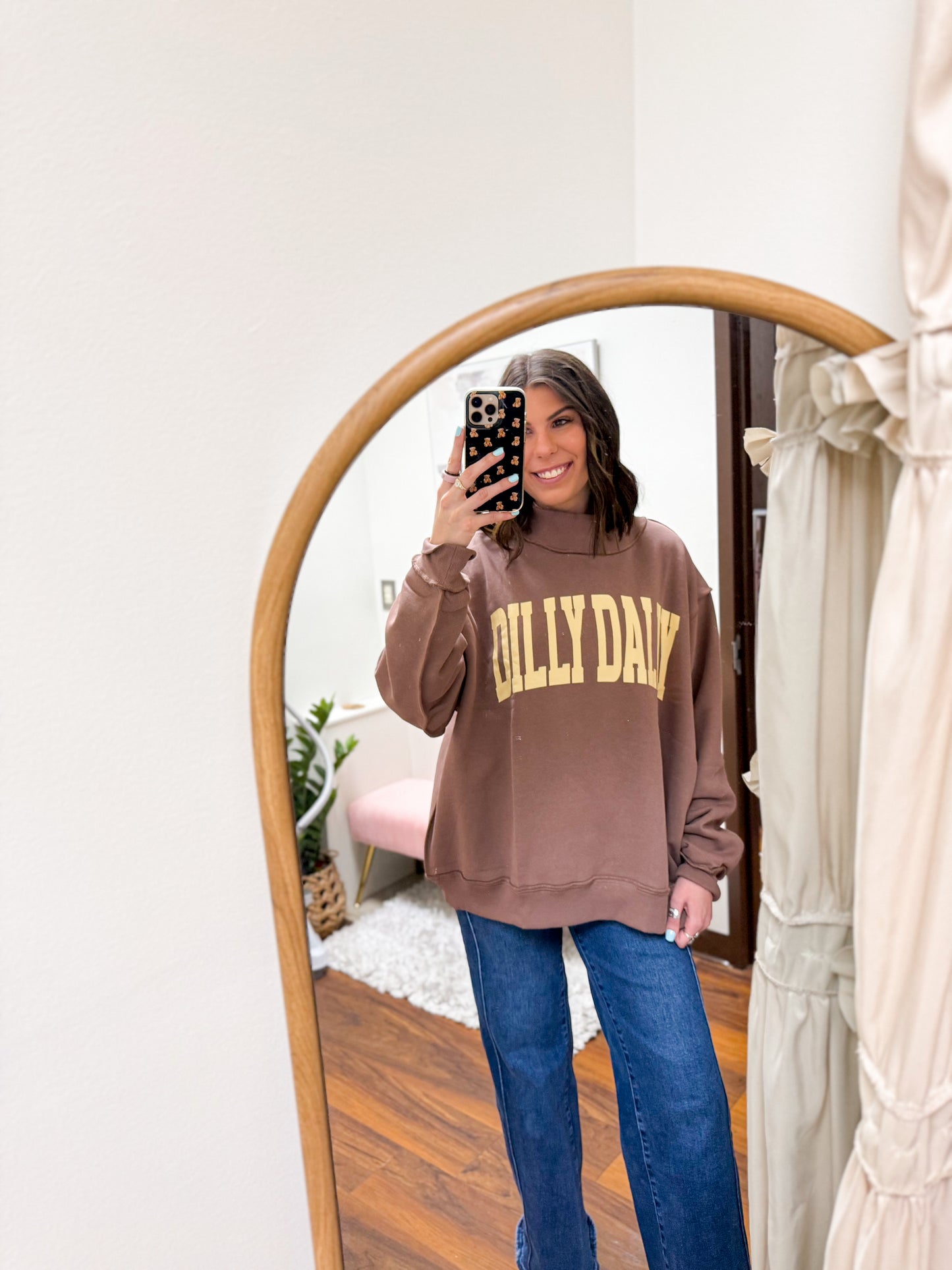 The Dilly Dally Mockneck Sweatshirt - Coffee