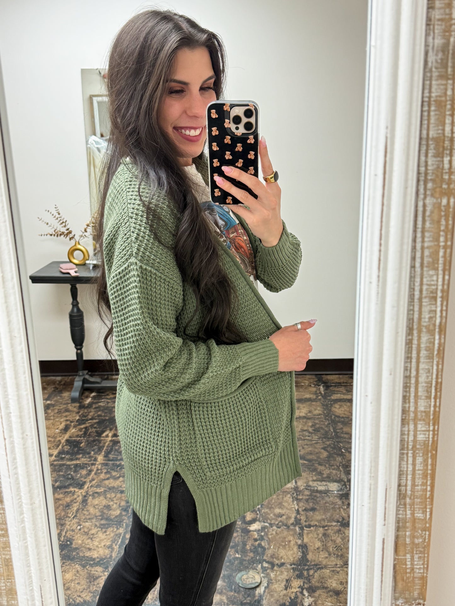The Harrisyn Waffle Cardigan - Light Olive