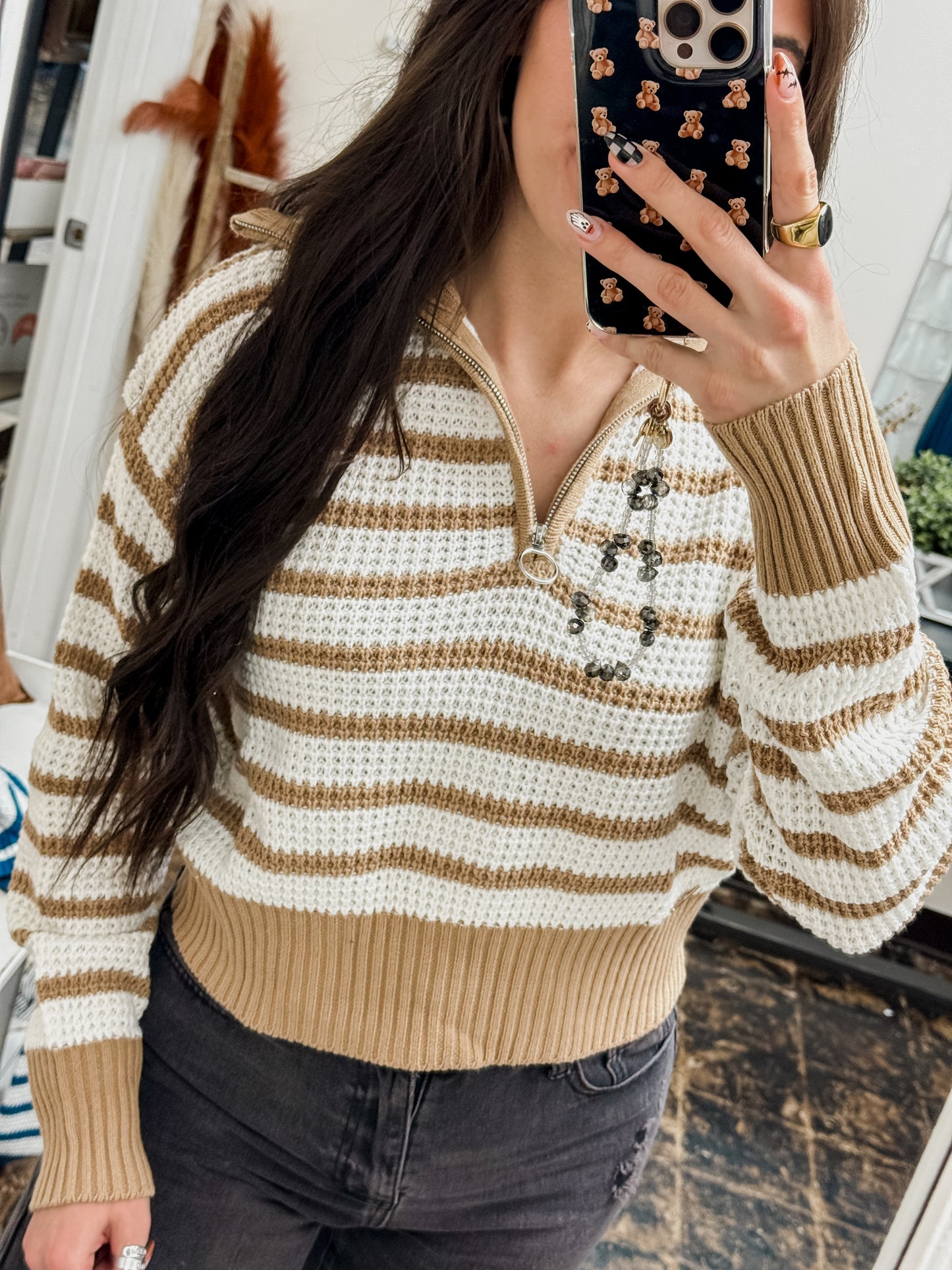 Simply Southern - Iris Sweater - Latte - 2025