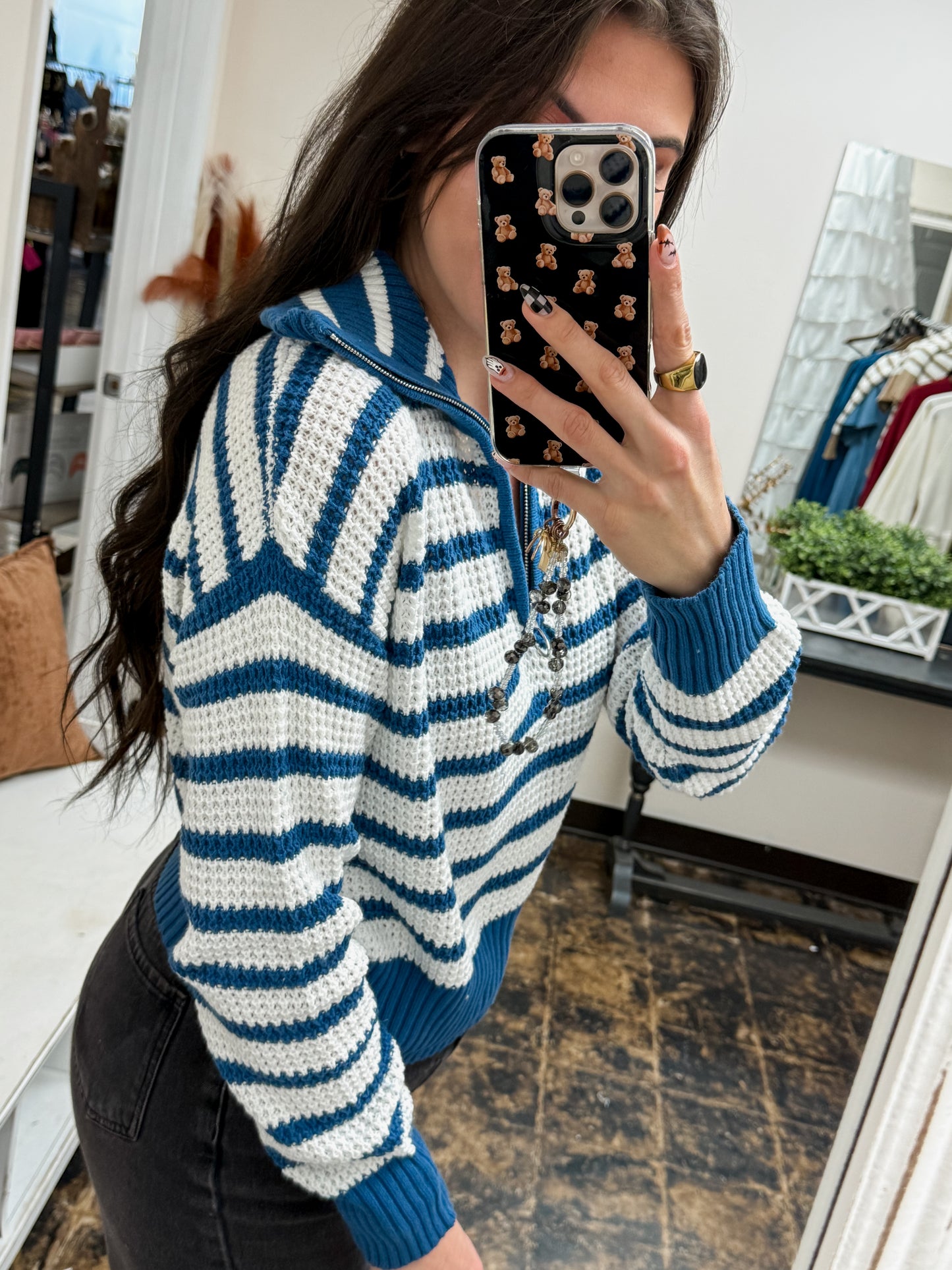 Simply Southern - Iris Sweater - Dark Blue - 2025