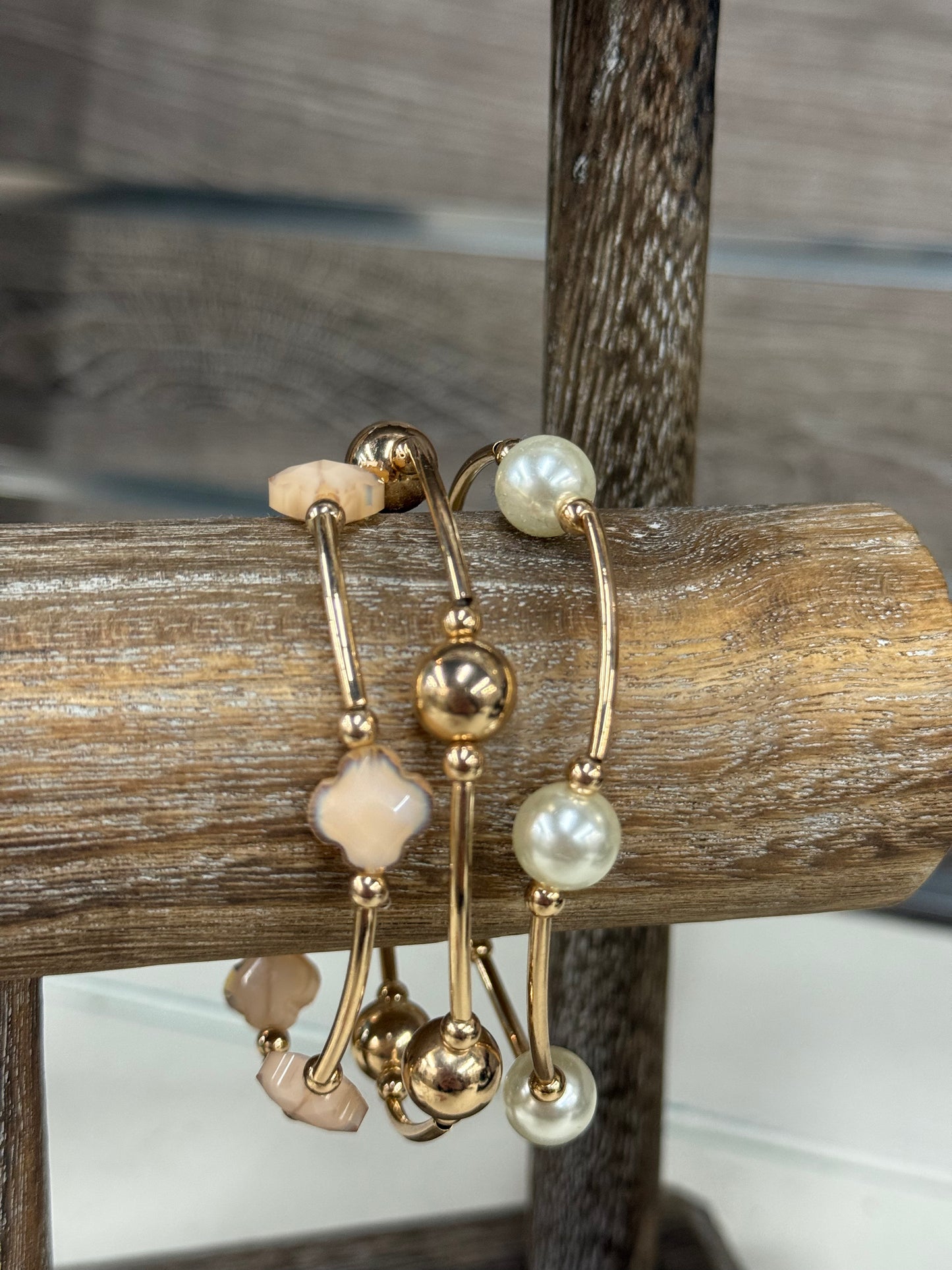The Jurnee Clover/Pearl Bracelet Stack - Champagne/Gold