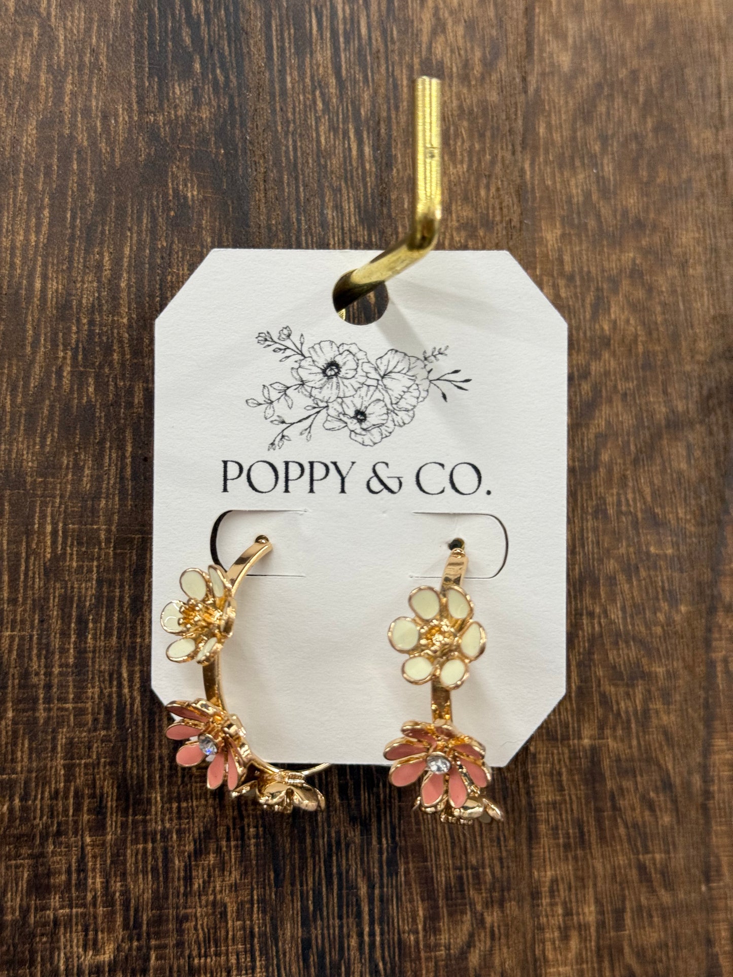 The Maella Earrings - Pink/Ivory