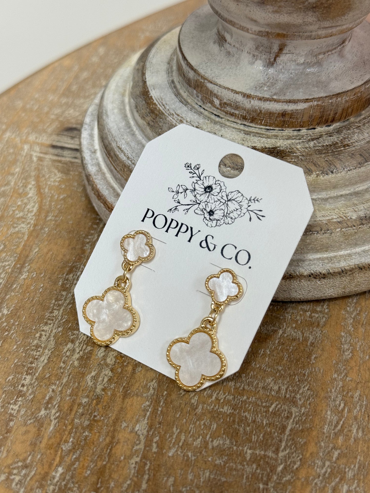 The Katelle Earrings - Gold/White