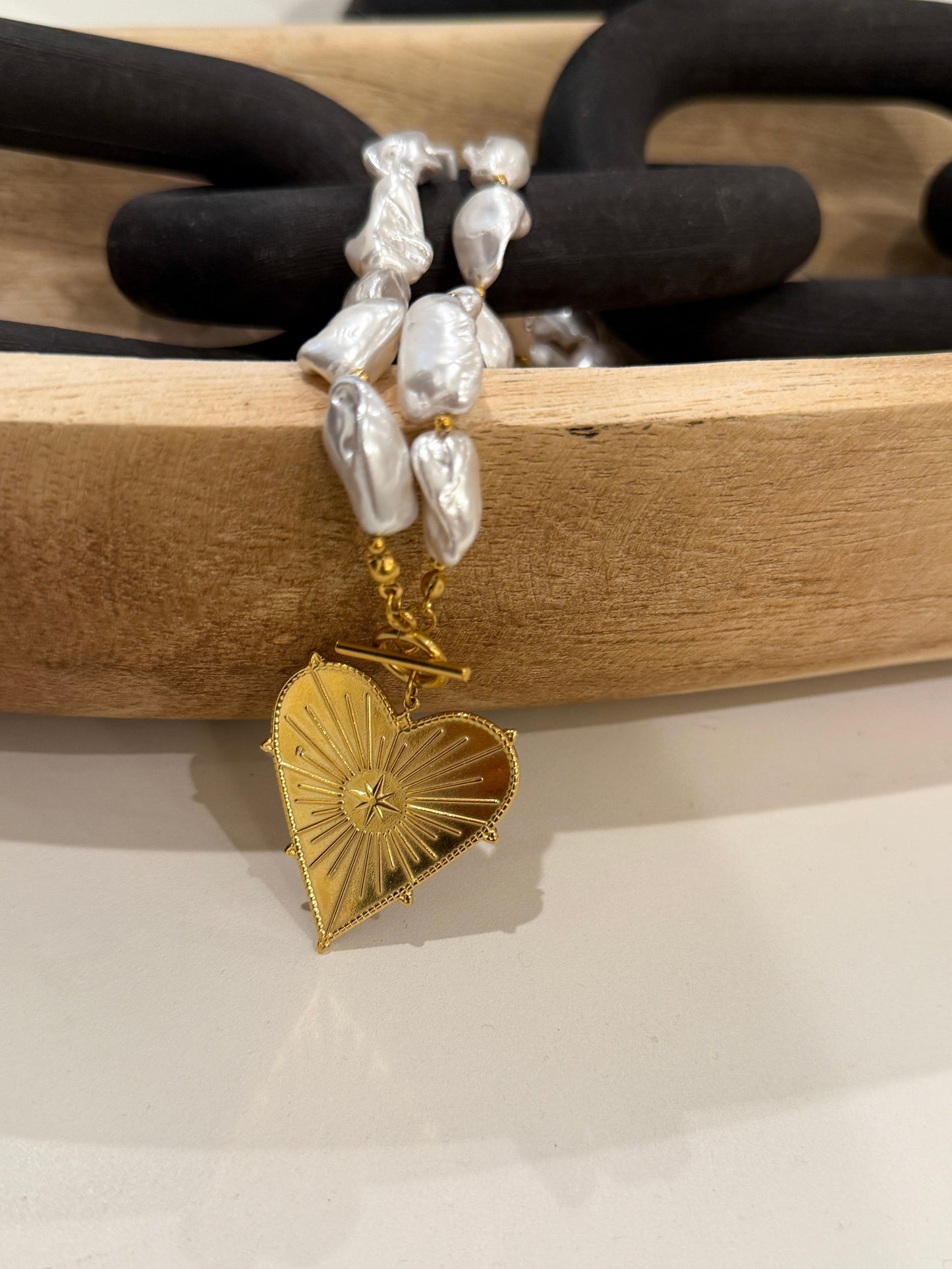 CHANSUTTPEARLS - The Blaze Necklace