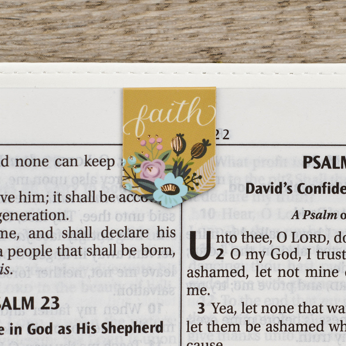 Faith Hope Love Petite Die-Cut Magnetic Bookmark Set