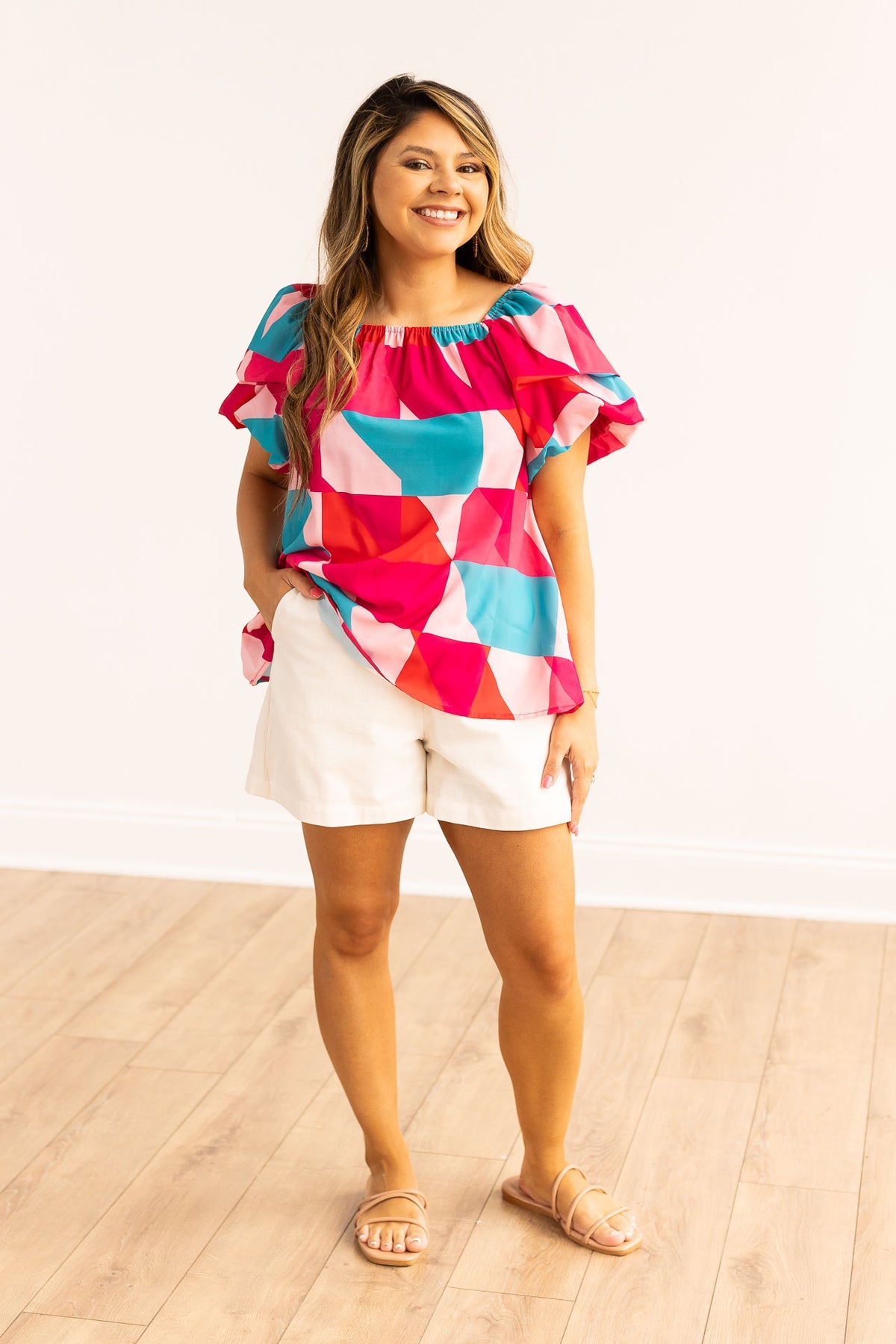 FINAL SALE - The Faelan Puff Sleeve Top - Abstract