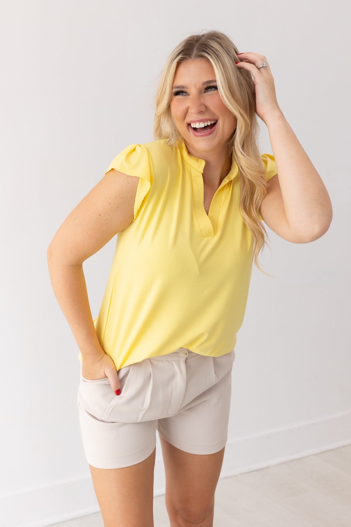 FINAL SALE - The Nicole V-Neck Top - Yellow