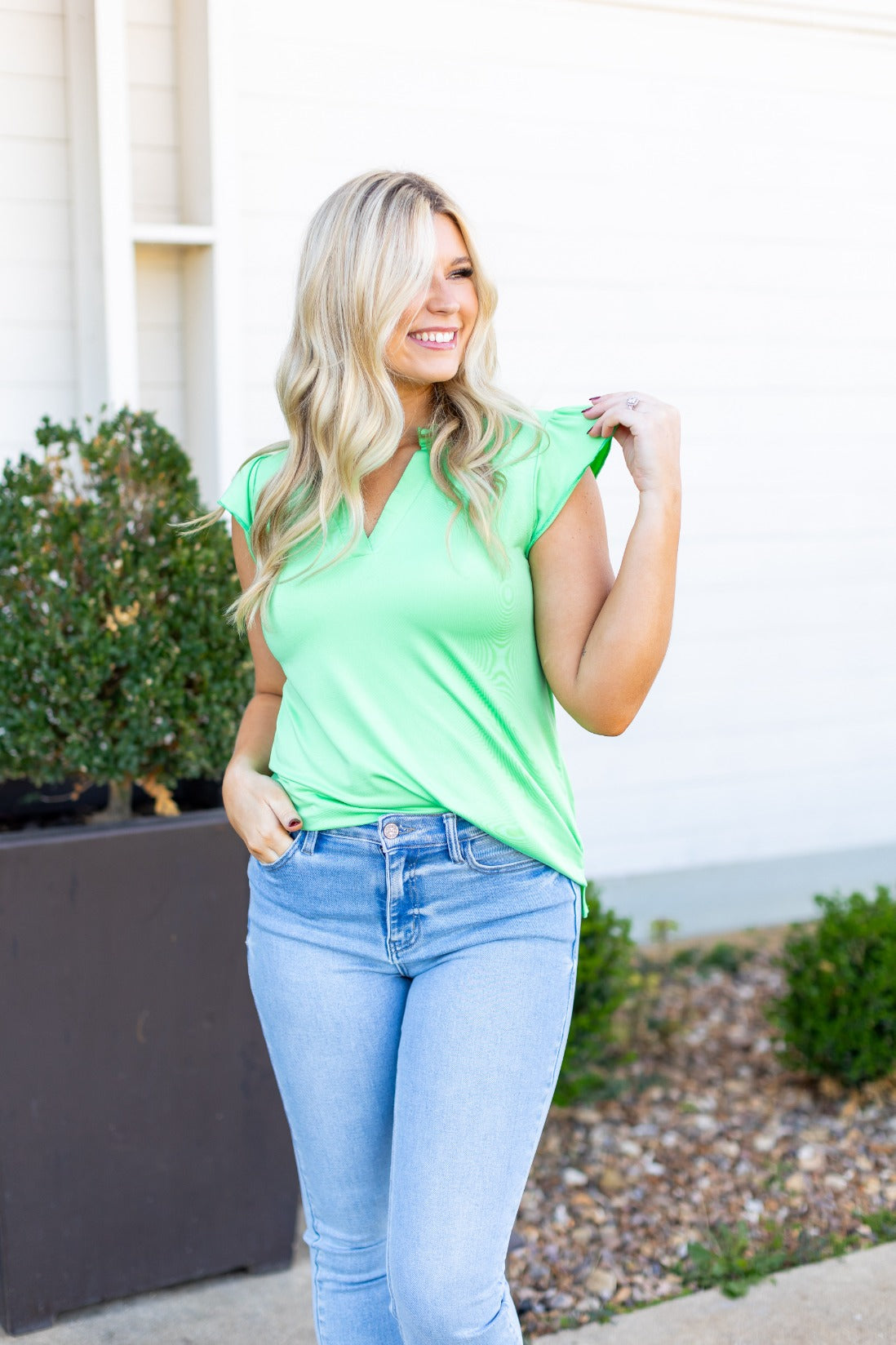 FINAL SALE - The Nicole V-Neck Top - Green