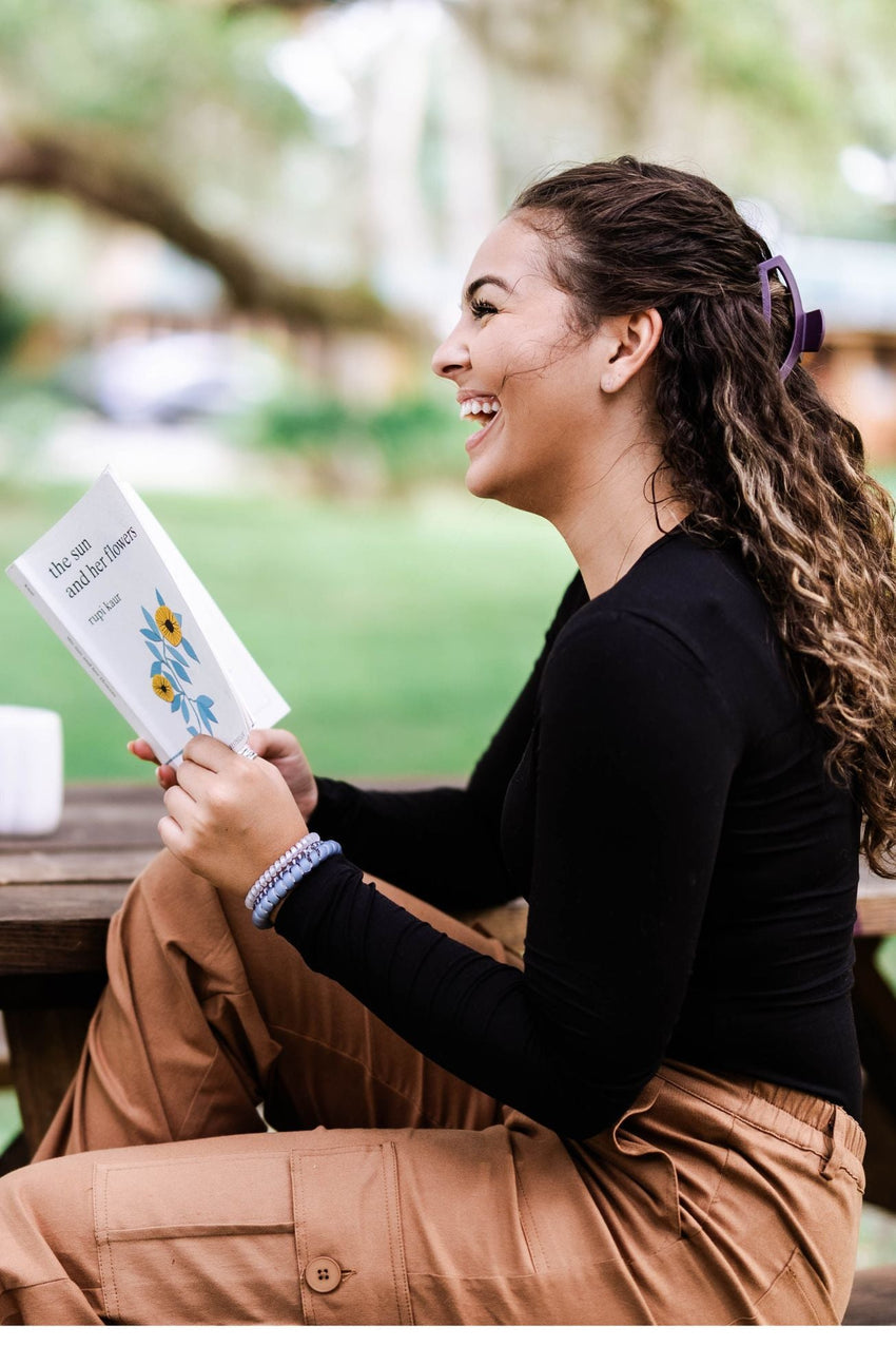 TELETIES - Open Medium Hair Clip - Burgundy Bliss