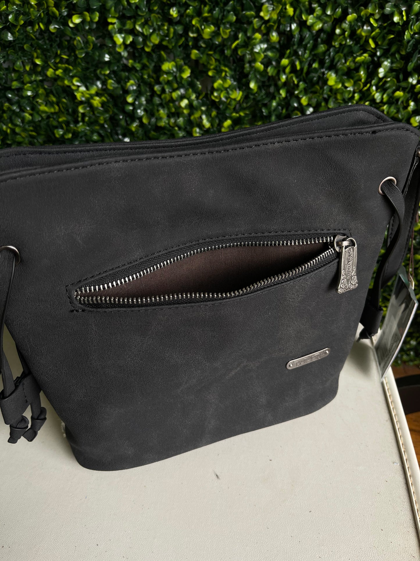 Trinity Ranch Hair-On Cowhide Collection Concealed Carry Crossbody Bag - Black