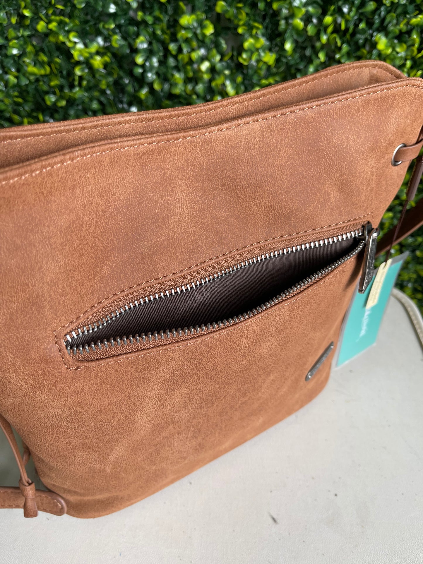 Trinity Ranch Hair-On Cowhide Collection Concealed Carry Crossbody Bag - Brown