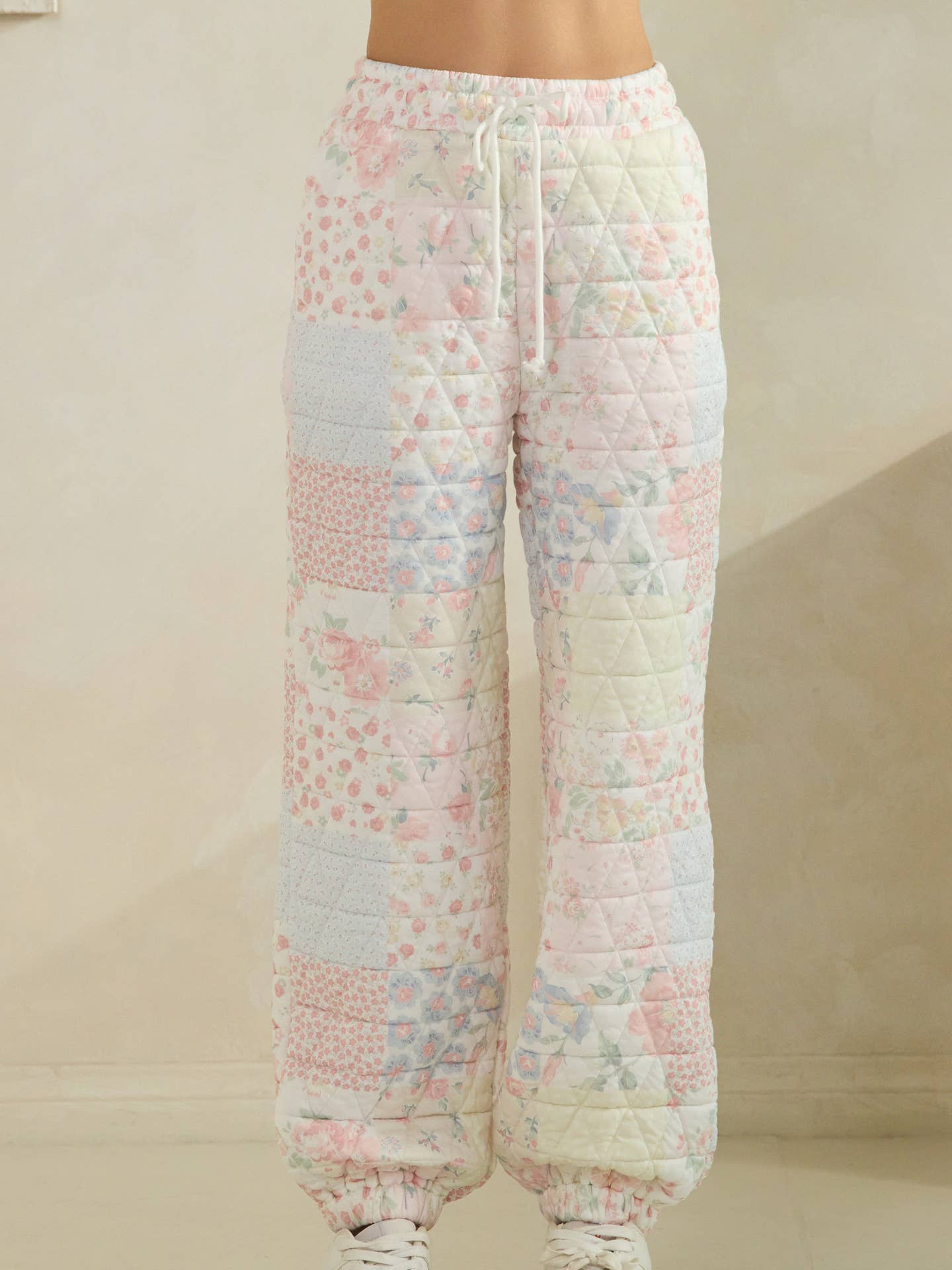 The Kiley Floral Quilted Lounge Pants - Pastel