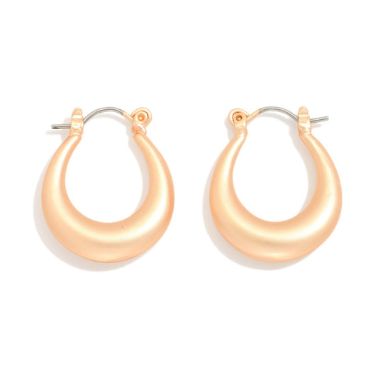 The Clara Earrings - Matte Gold