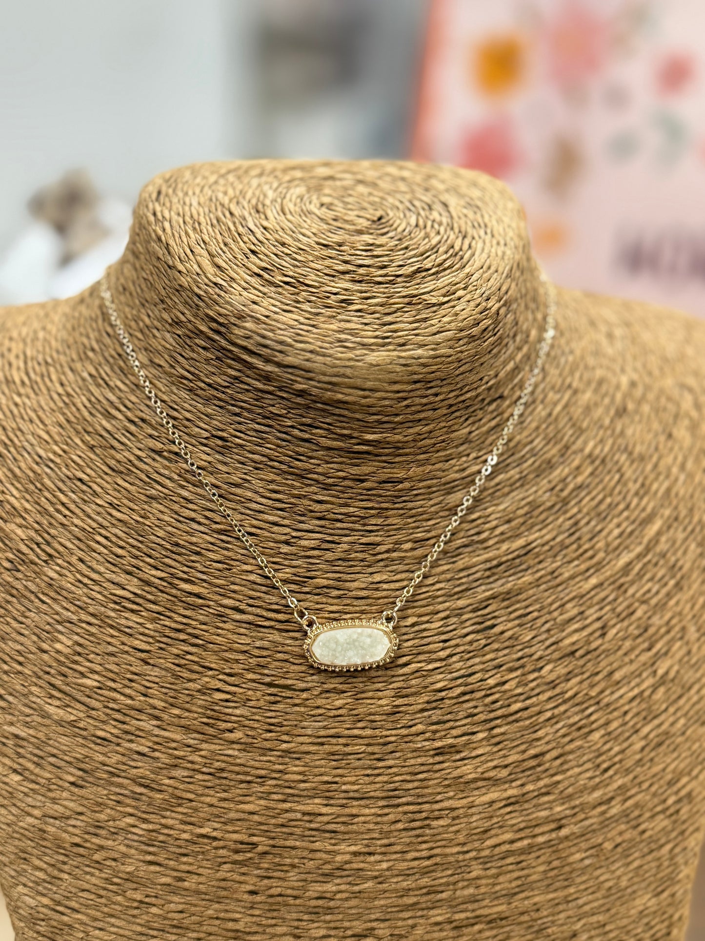 The Sadie Necklace - Gold/Ivory