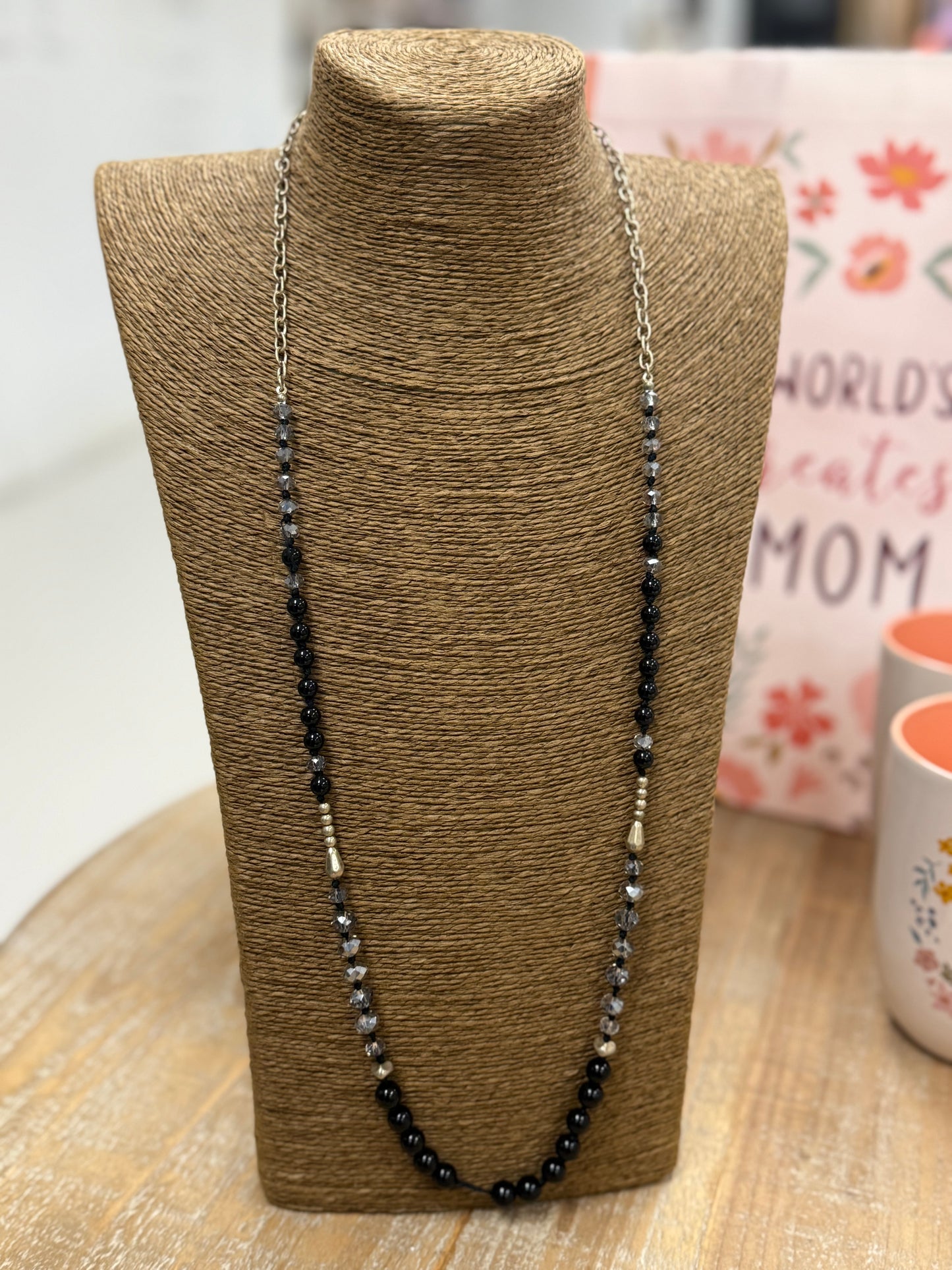 The Iris Necklace - Black