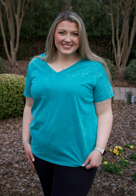 CURVY - The Macee Acid Wash V-Neck Tee - Teal