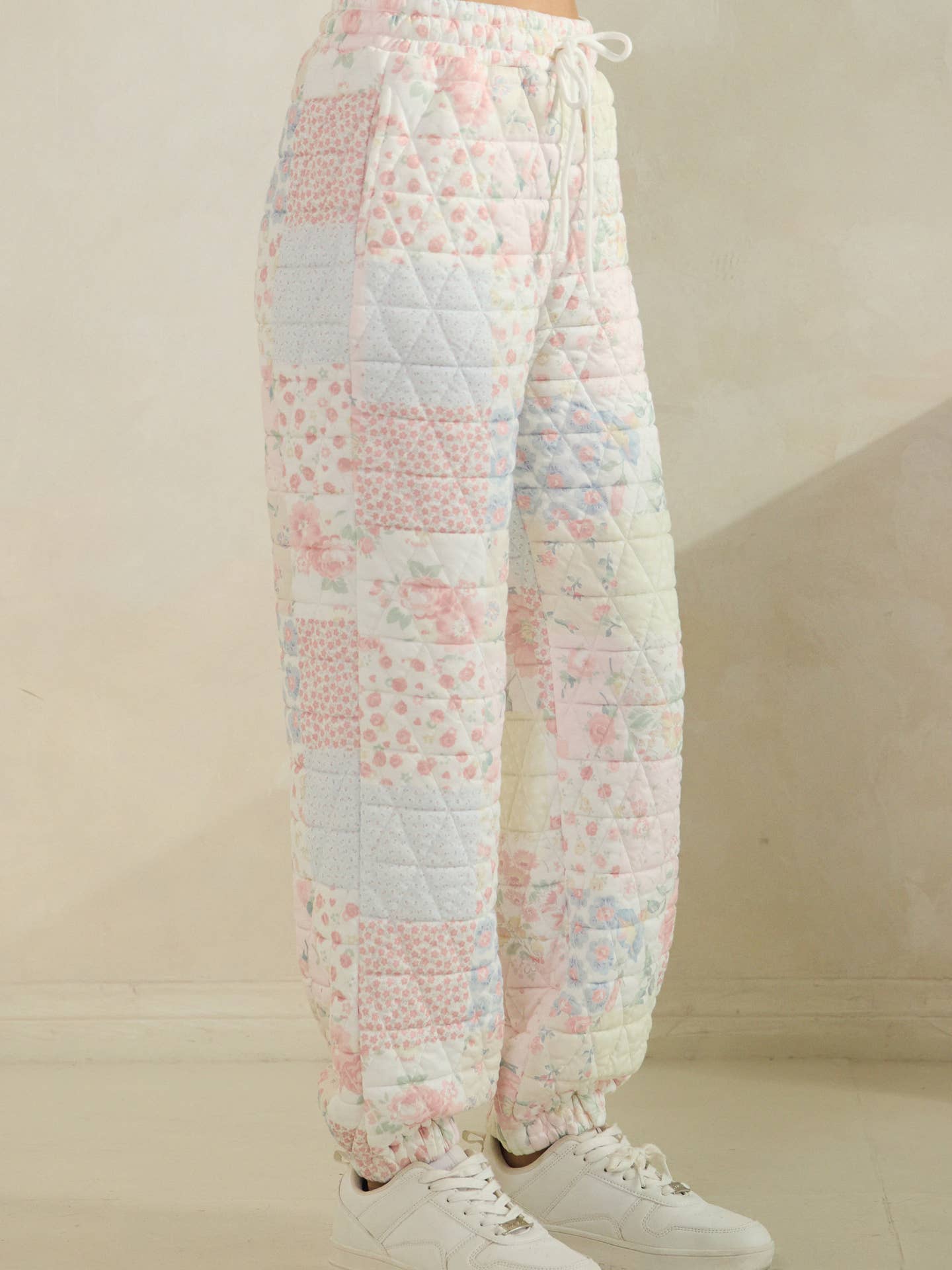 The Kiley Floral Quilted Lounge Pants - Pastel
