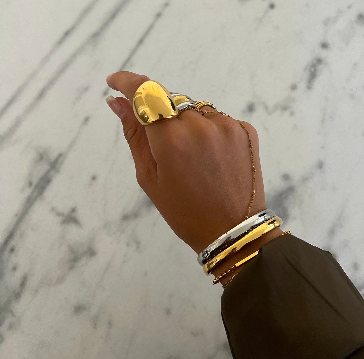CHANSUTTPEARLS - The Clara Ring