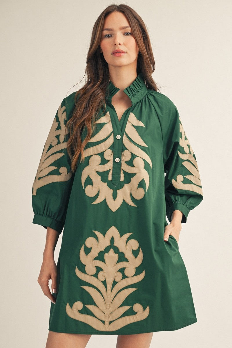 The Abilene Baroque Appliqué Shift Dress - Hunter Green
