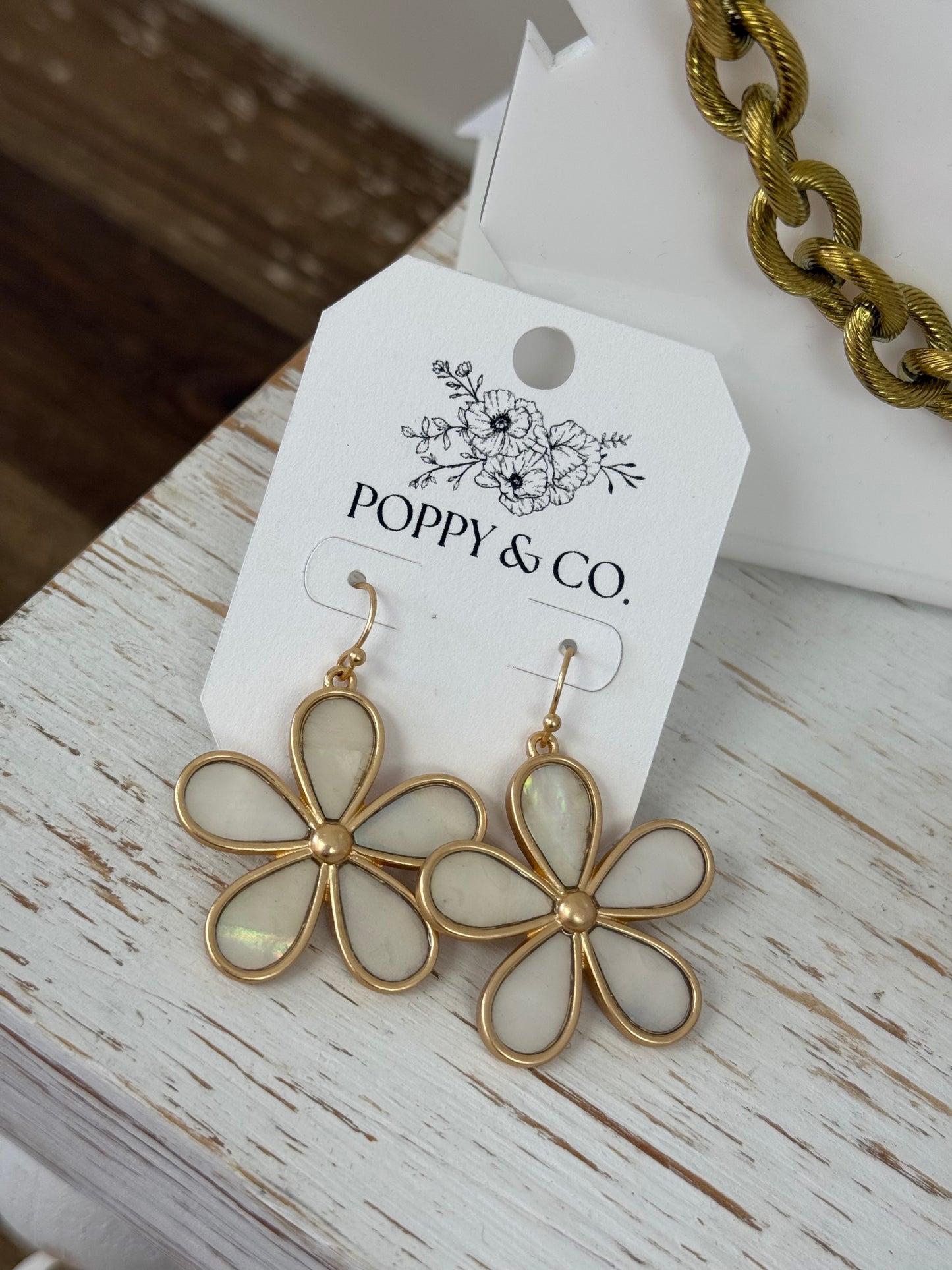 The Mila Earrings - White