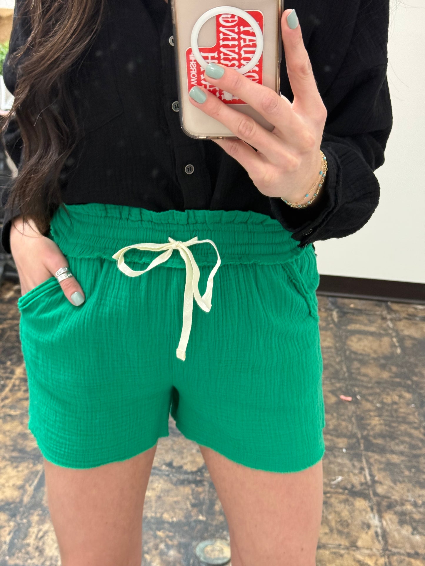 FINAL SALE - The Monica Gauze Shorts - Kelly Green