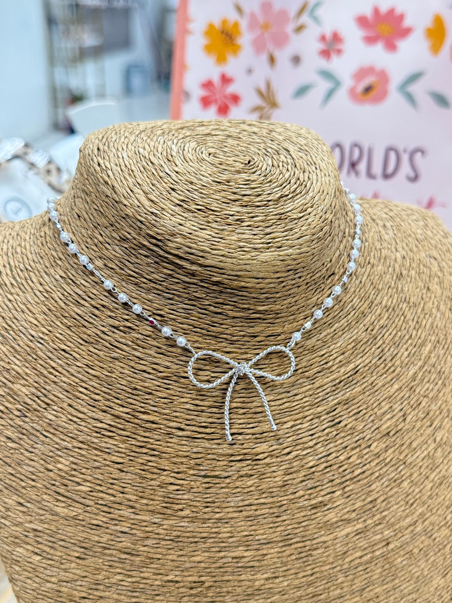 The Velda Necklace - Silver/Pearl