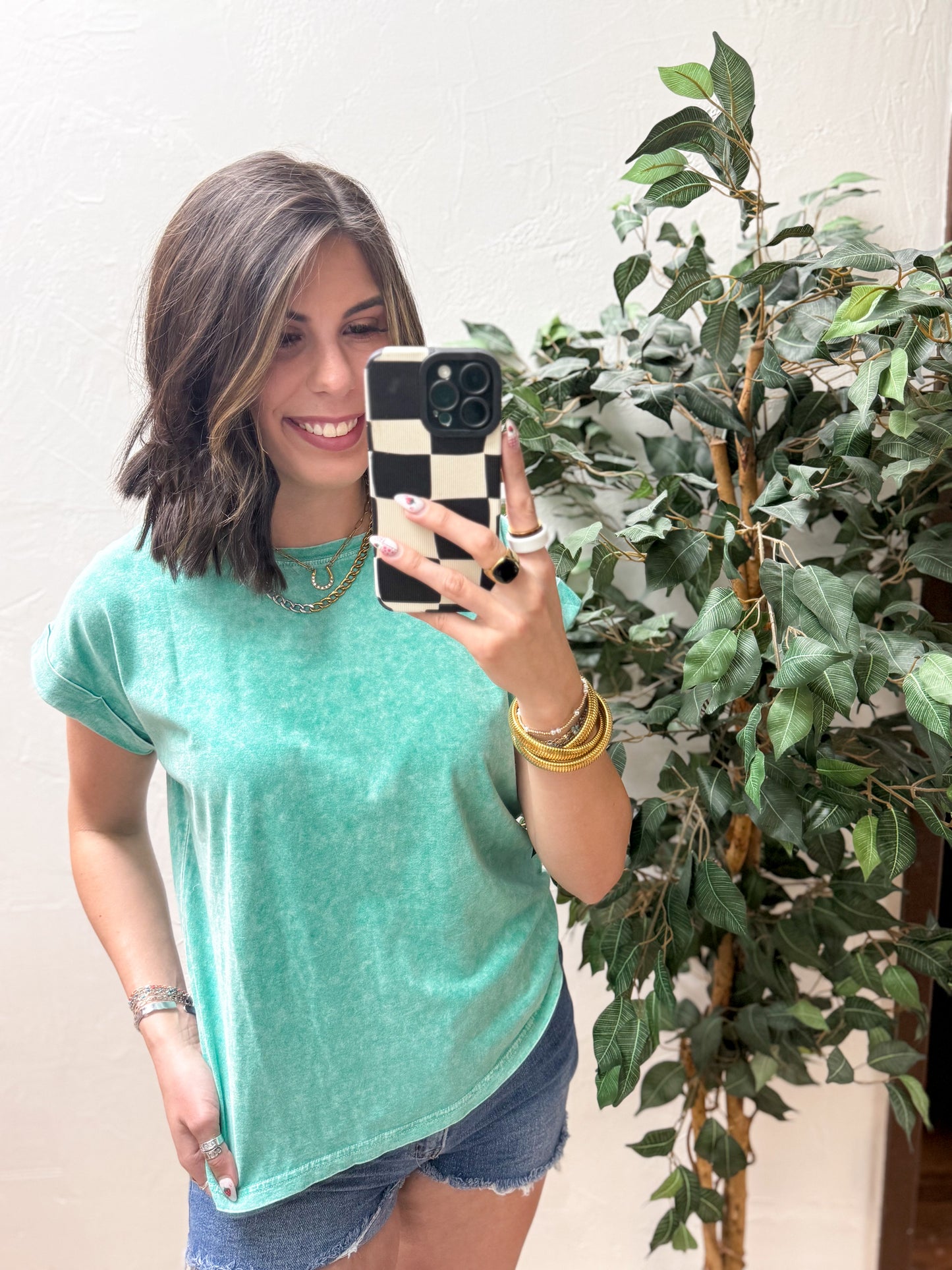 The Lina Halo Acid Wash Cuffed Tee - Kelly Green