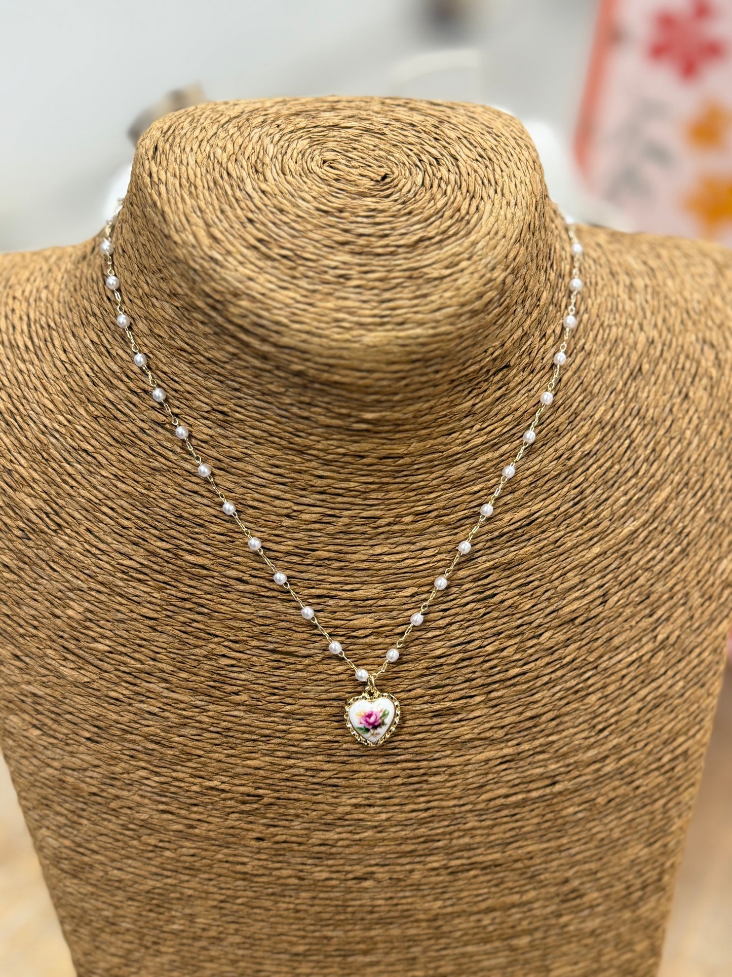 The Audra Necklace - Pink Rose
