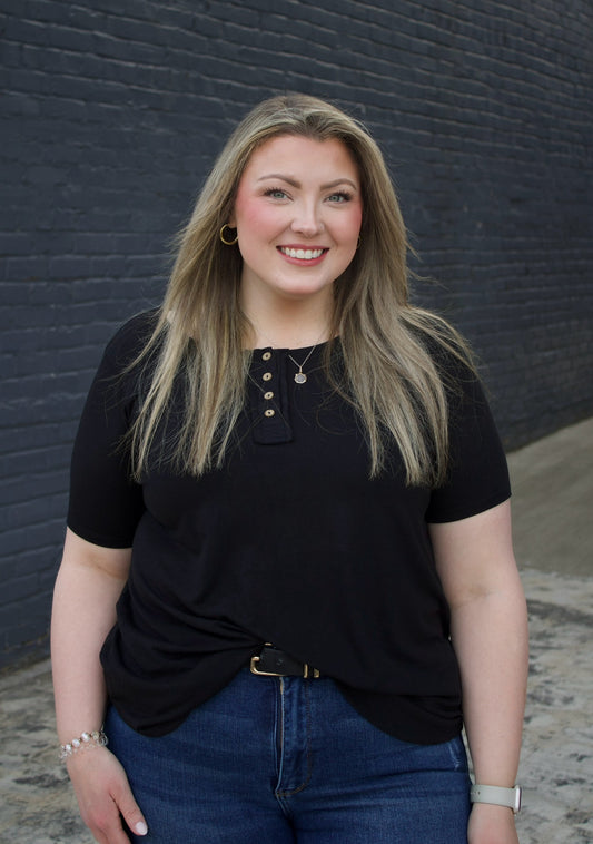 CURVY - The Brooklynn Top - Black