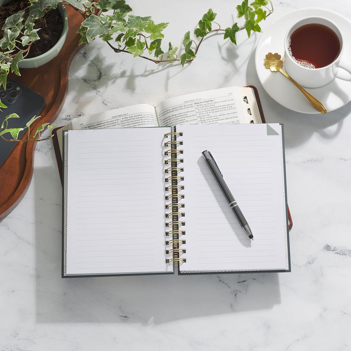31 Prayers for My Wife : Spiral Hardcover Prayer Journal for Husbands