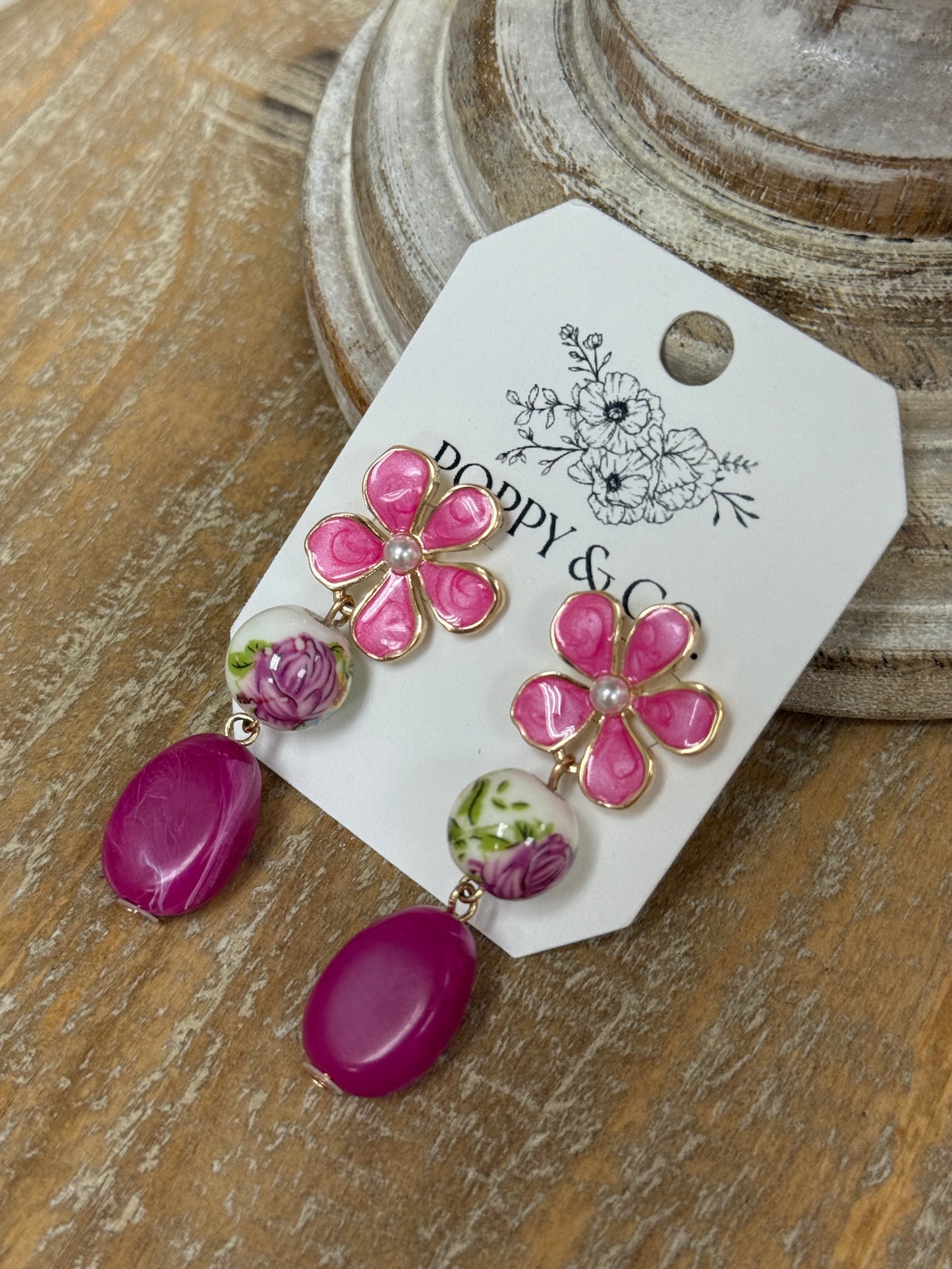 The Clarabelle Earrings - Pink