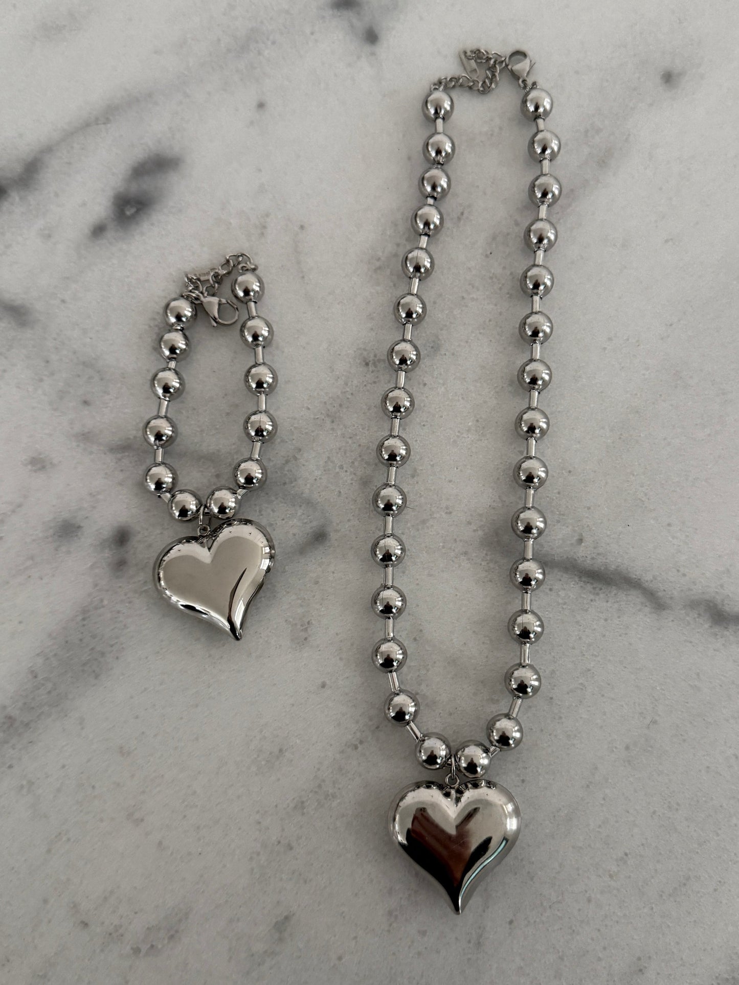 CHANSUTTPEARLS - The Bubble Heart Bracelet - Silver