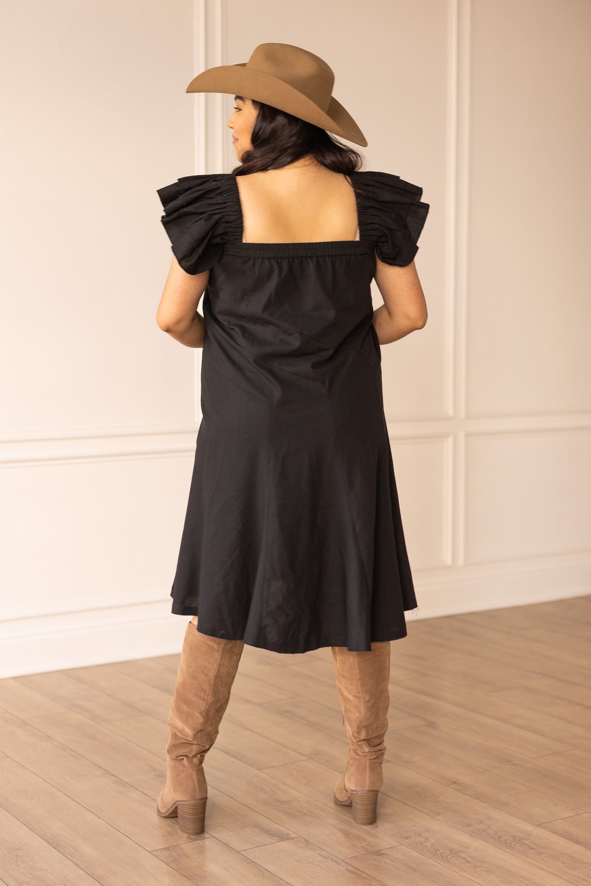 The Stella Linen Verse Dress - Black