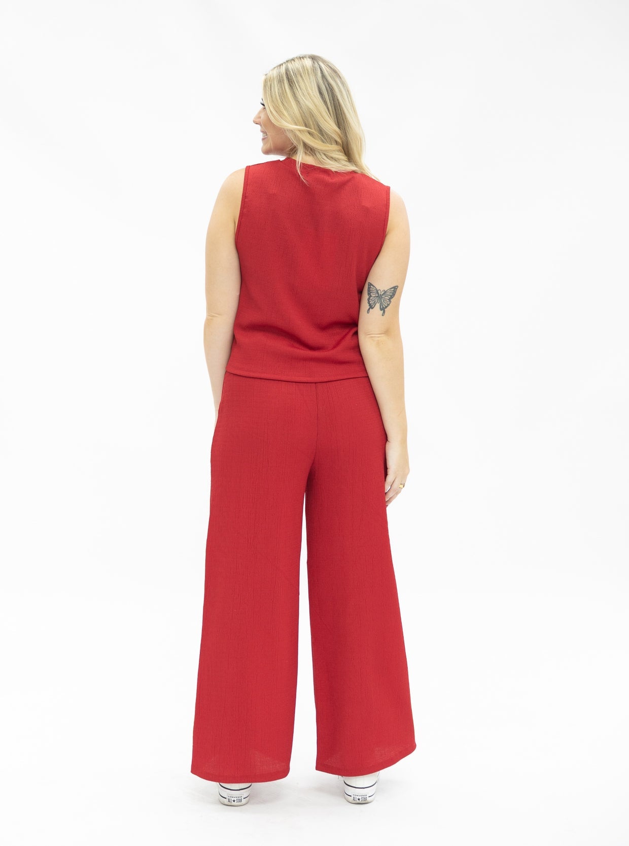 The Earhart Textured Knit Tank Top - Red