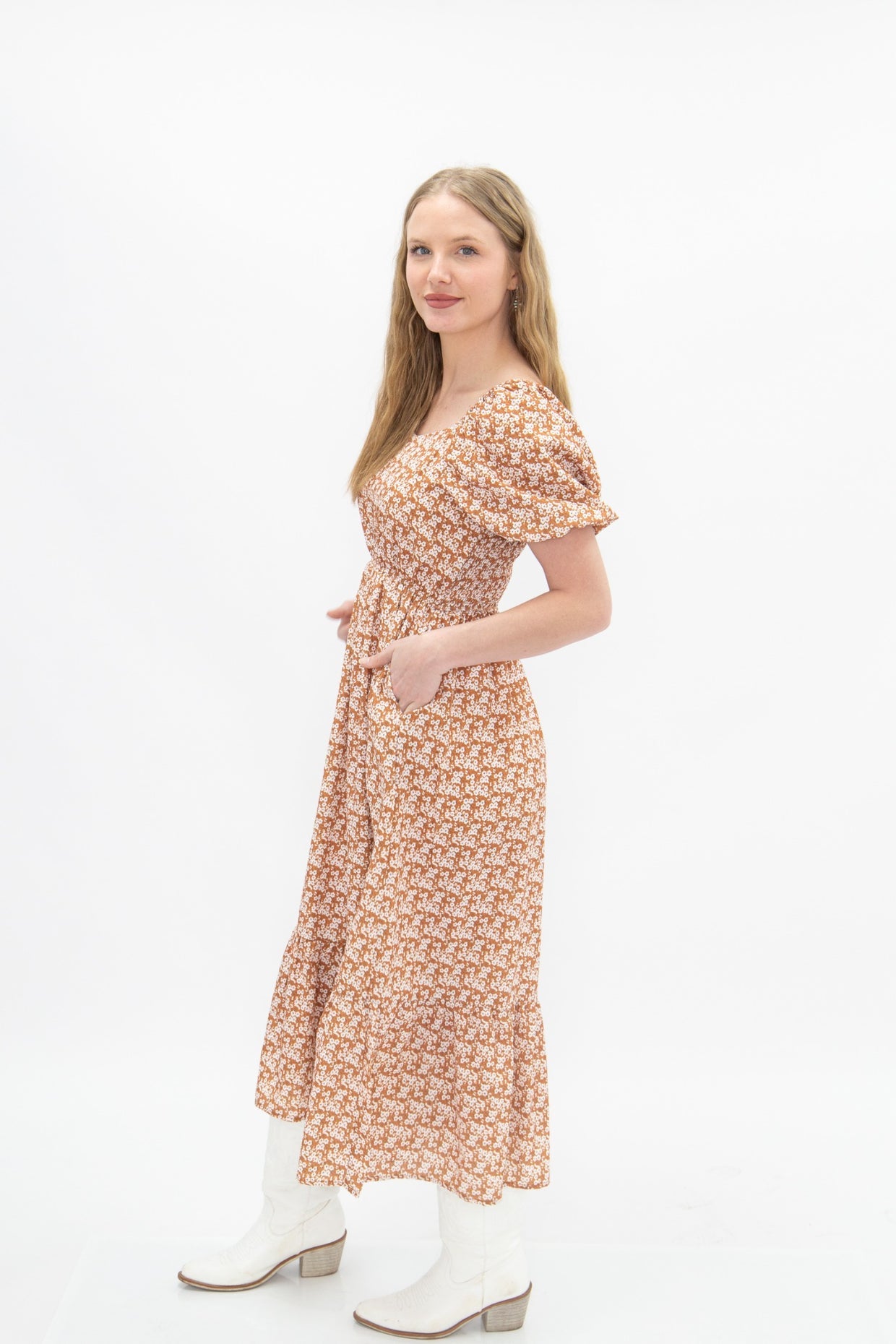 The Oakley Puff Sleeve Midi Dress - Rust Floral
