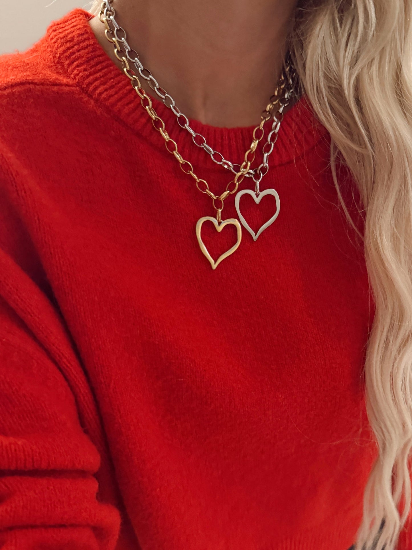 CHANSUTTPEARLS - Large Open Heart Necklace - Silver