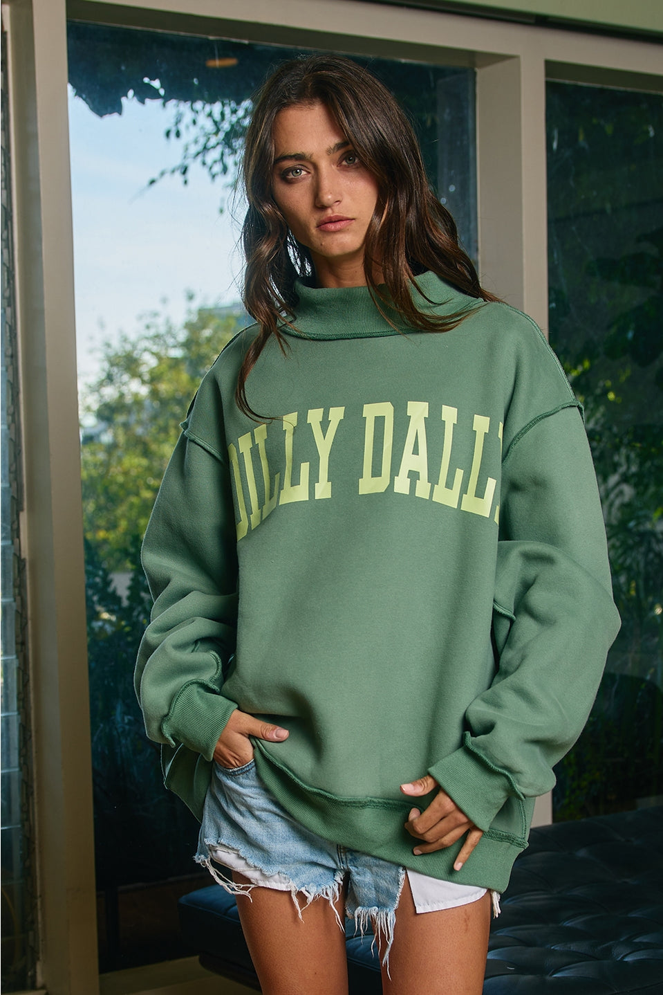 The Dilly Dally Mockneck Sweatshirt - Green/Neon Lime