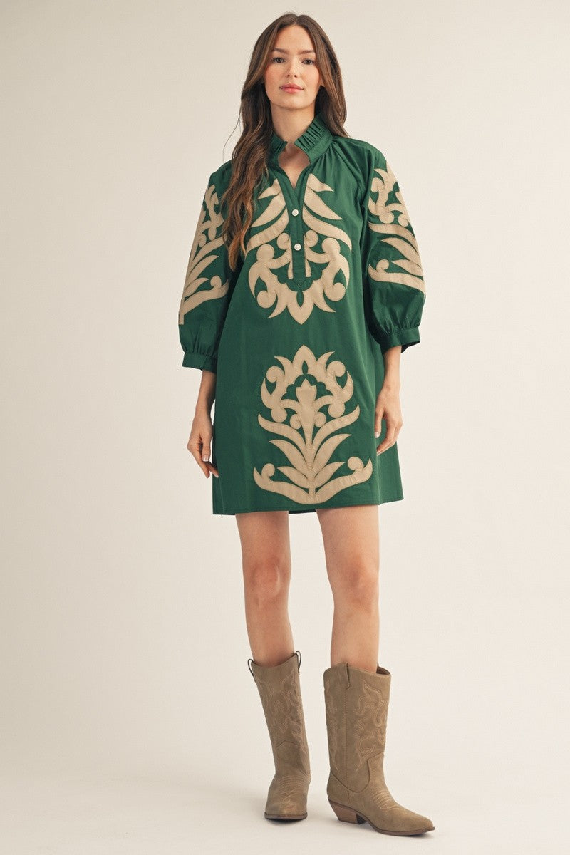The Abilene Baroque Appliqué Shift Dress - Hunter Green