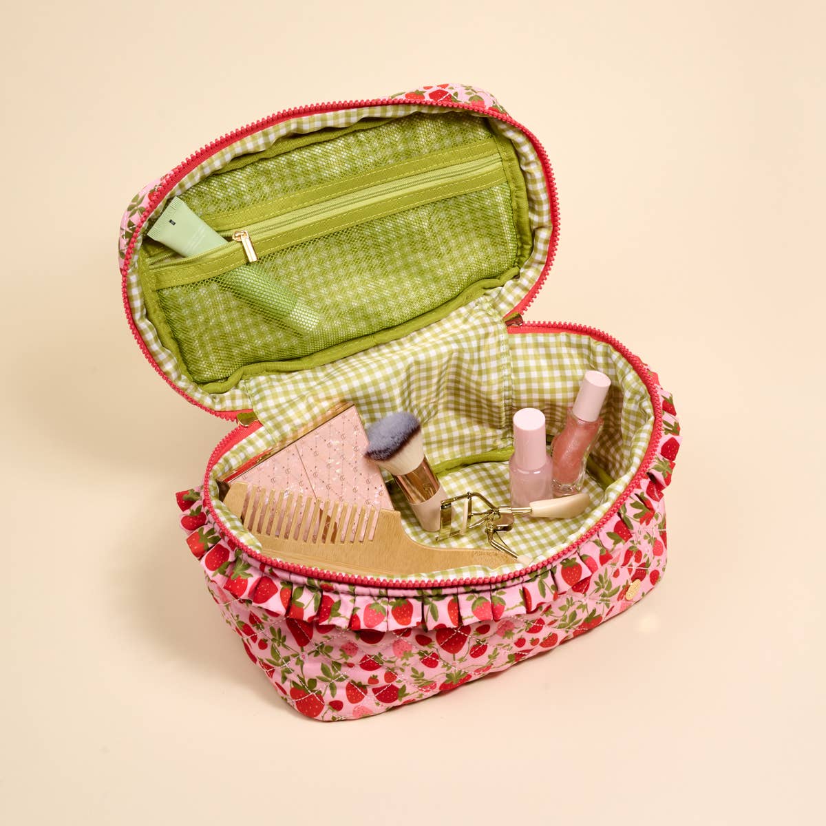 The Darling Effect - Glam & Go Quilted Cosmetic Bag - Strawberry Fields