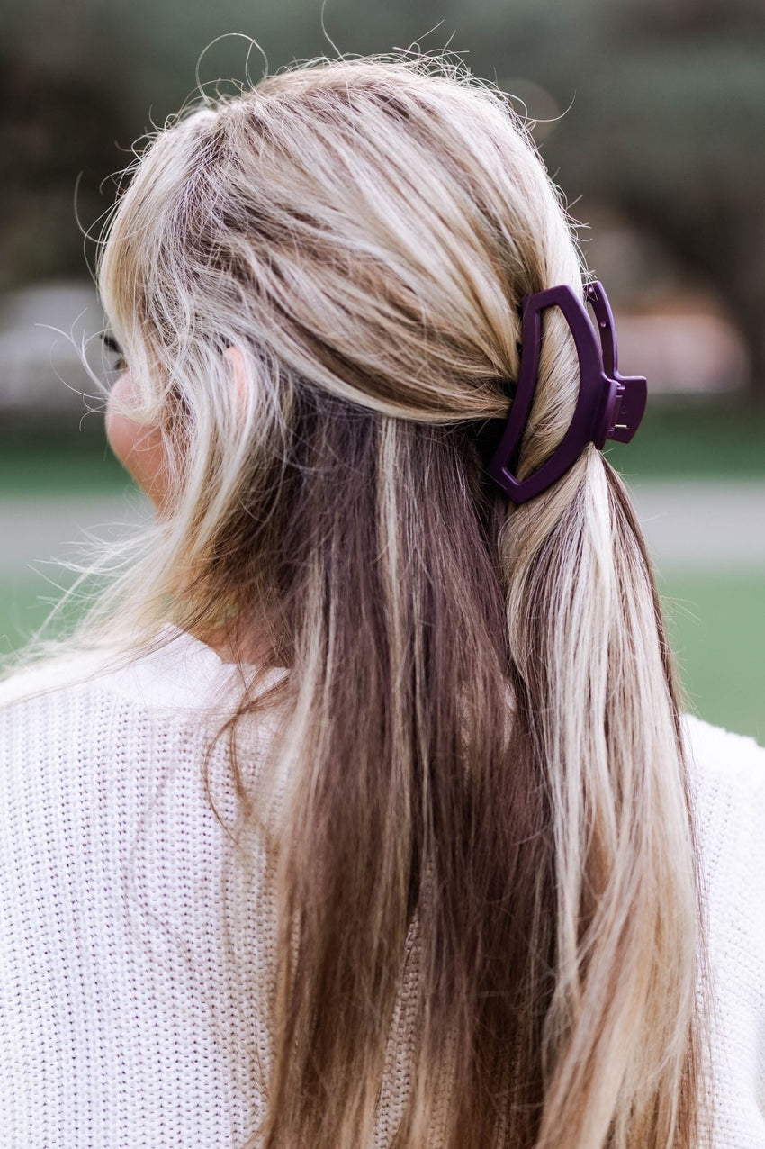 TELETIES - Open Medium Hair Clip - Burgundy Bliss