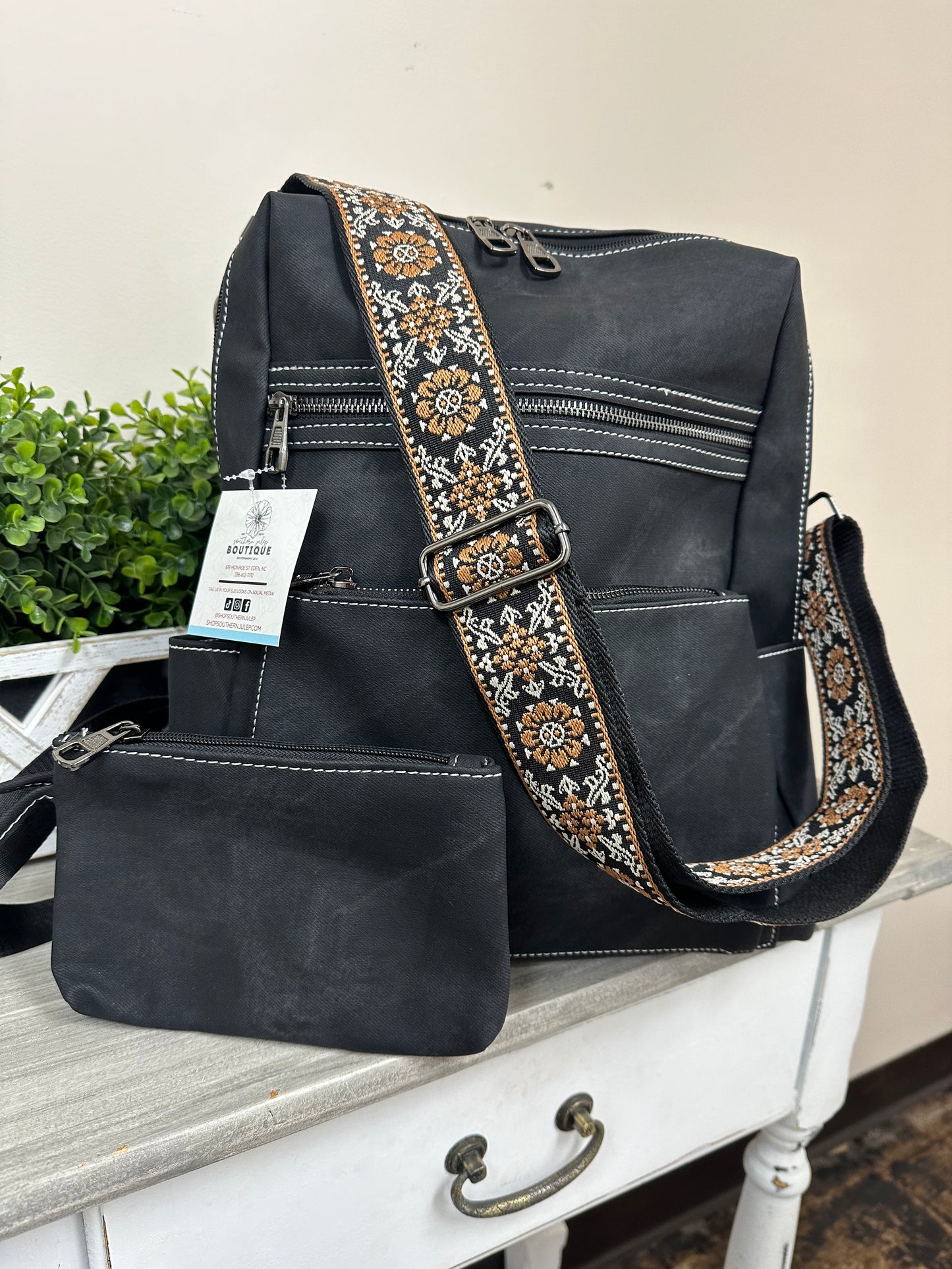 The Kasi Backpack - Black