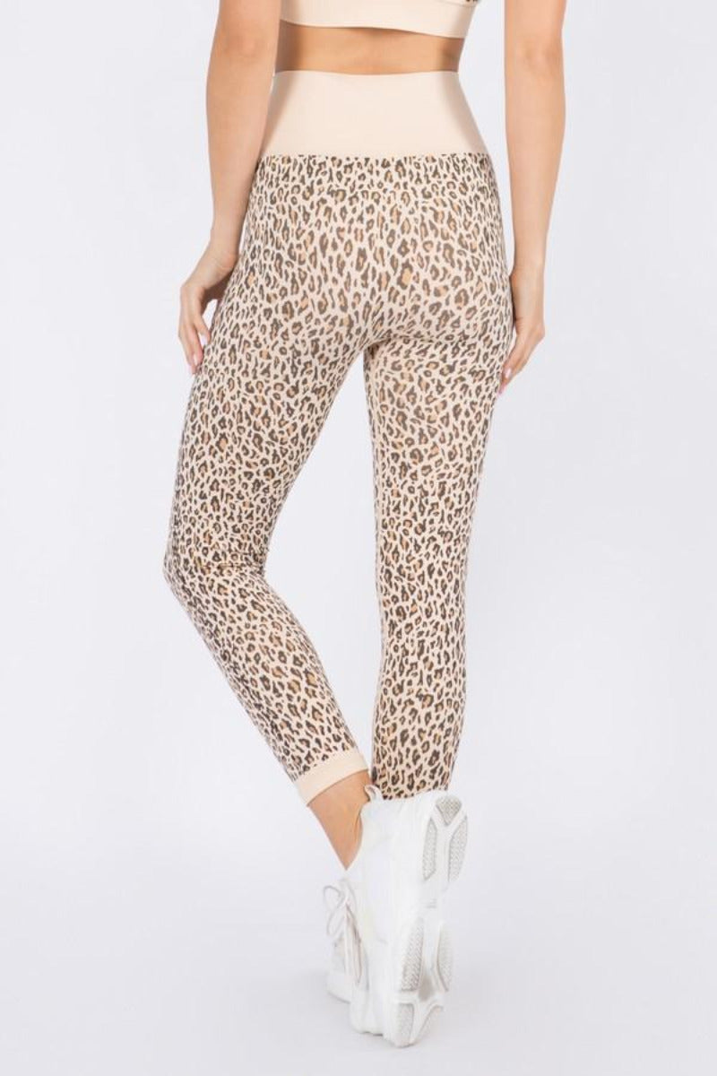 FINAL SALE - High Rise Cheetah Seamless Active Workout Leggings - Beige