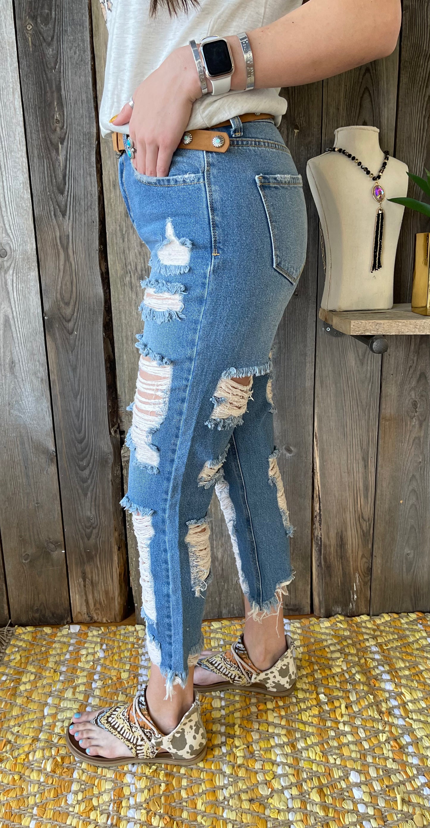 Cello Mandee Jean - High-Rise Distressed Cropped Straight
