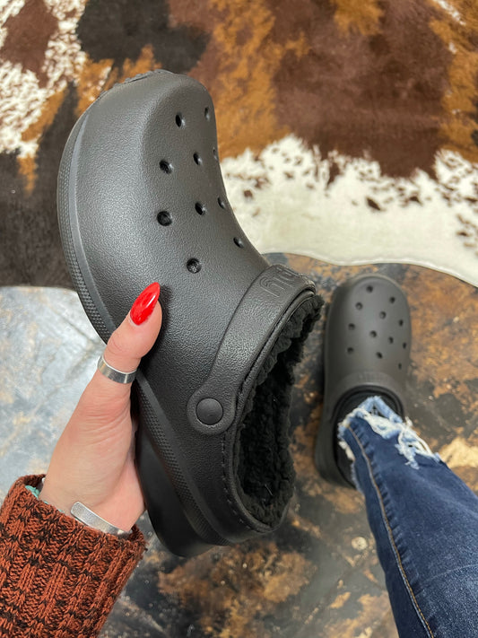 FINAL SALE - Simply Southern - Unisex Fleece Lined Clogs - Black