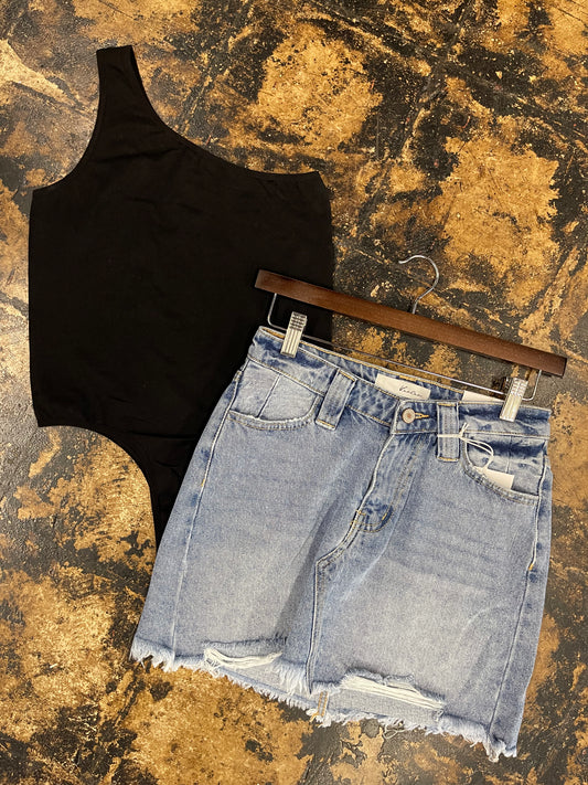 The Elena One Shoulder Bodysuit - Black